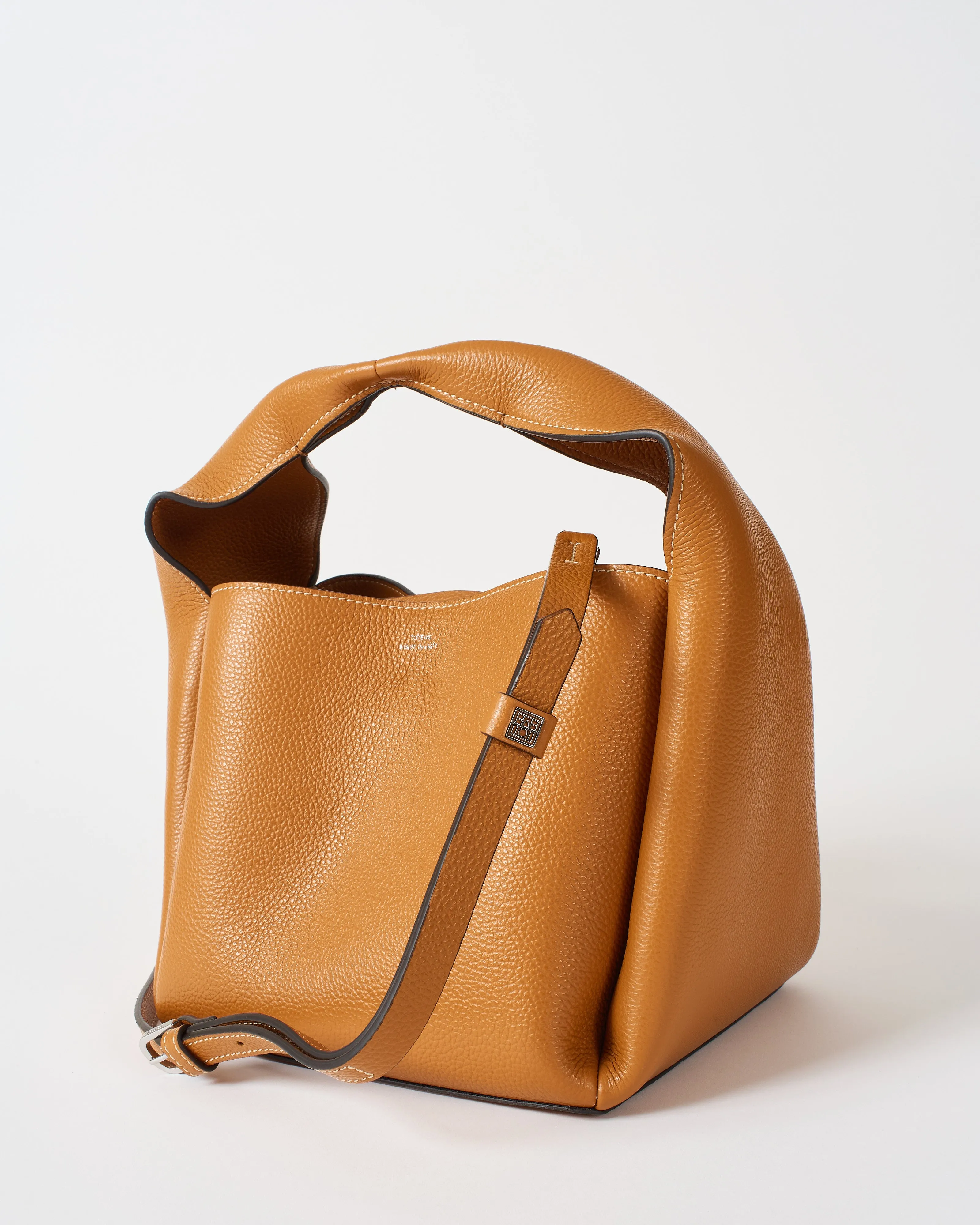 bucket bag