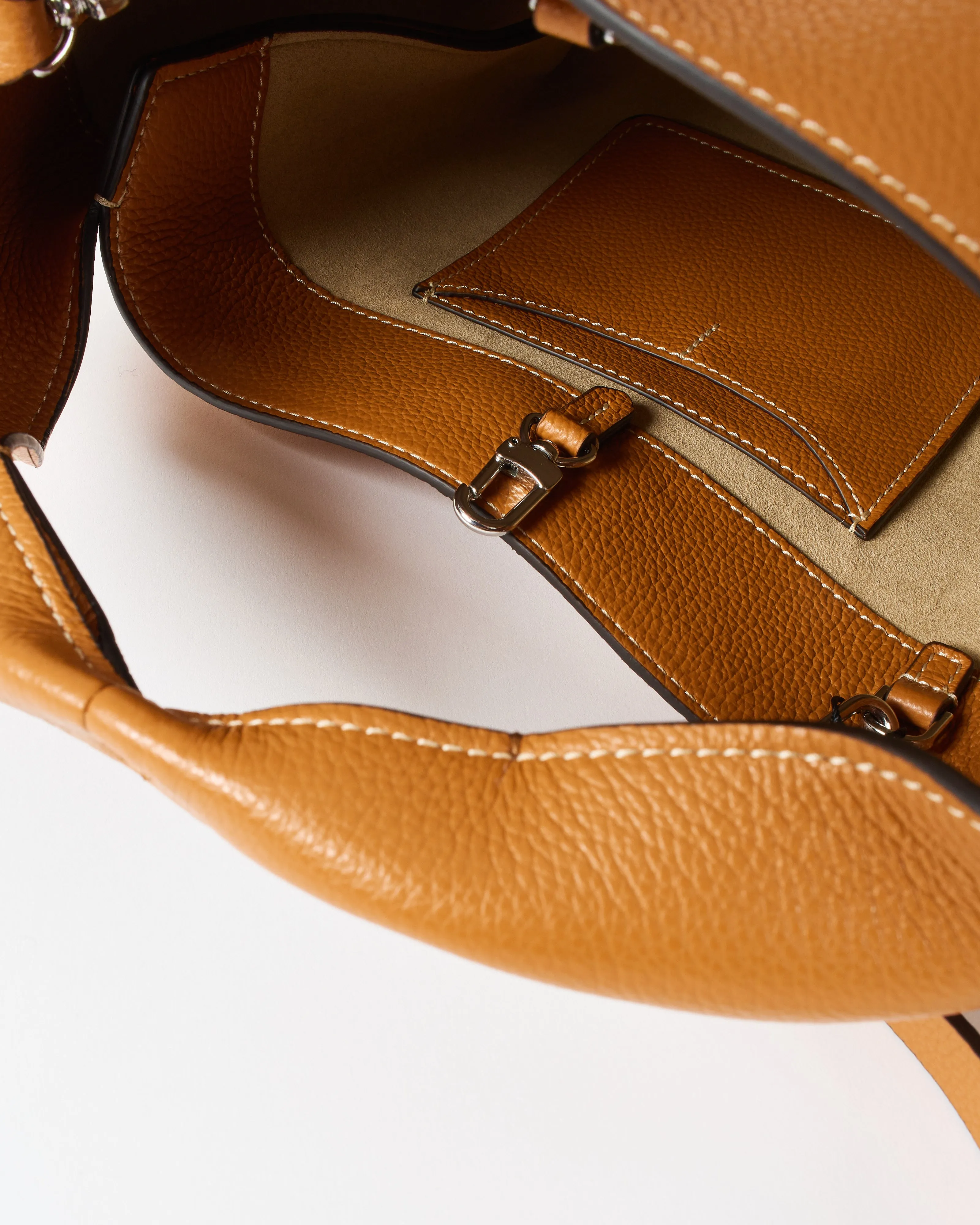 bucket bag