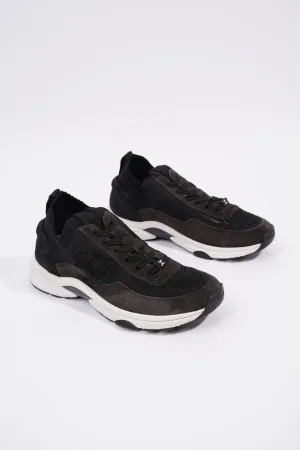 Chanel CC Logo Knit Sneaker Black   White Suede EU 37.5 UK 4.5