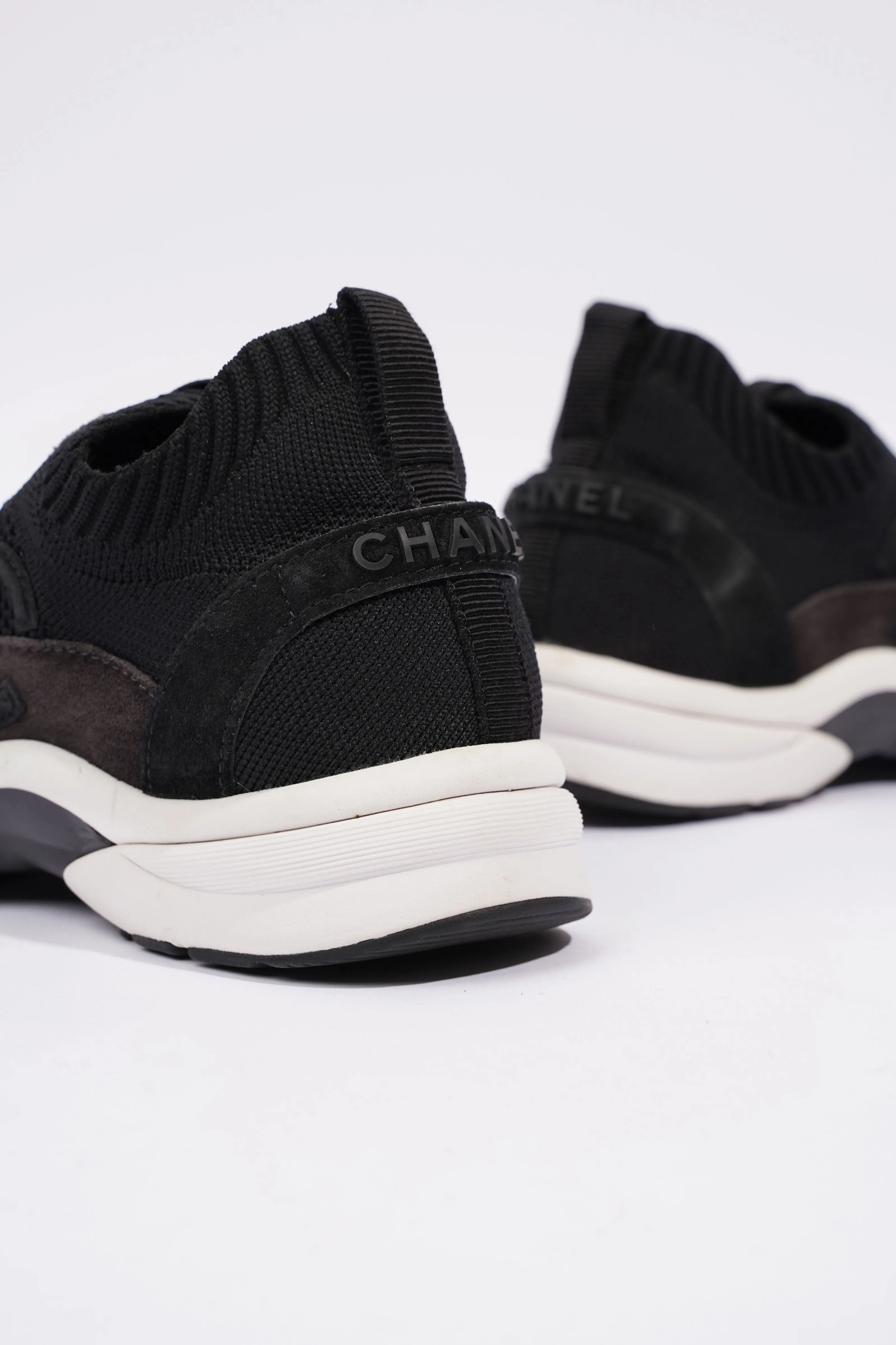 Chanel CC Logo Knit Sneaker Black   White Suede EU 37.5 UK 4.5