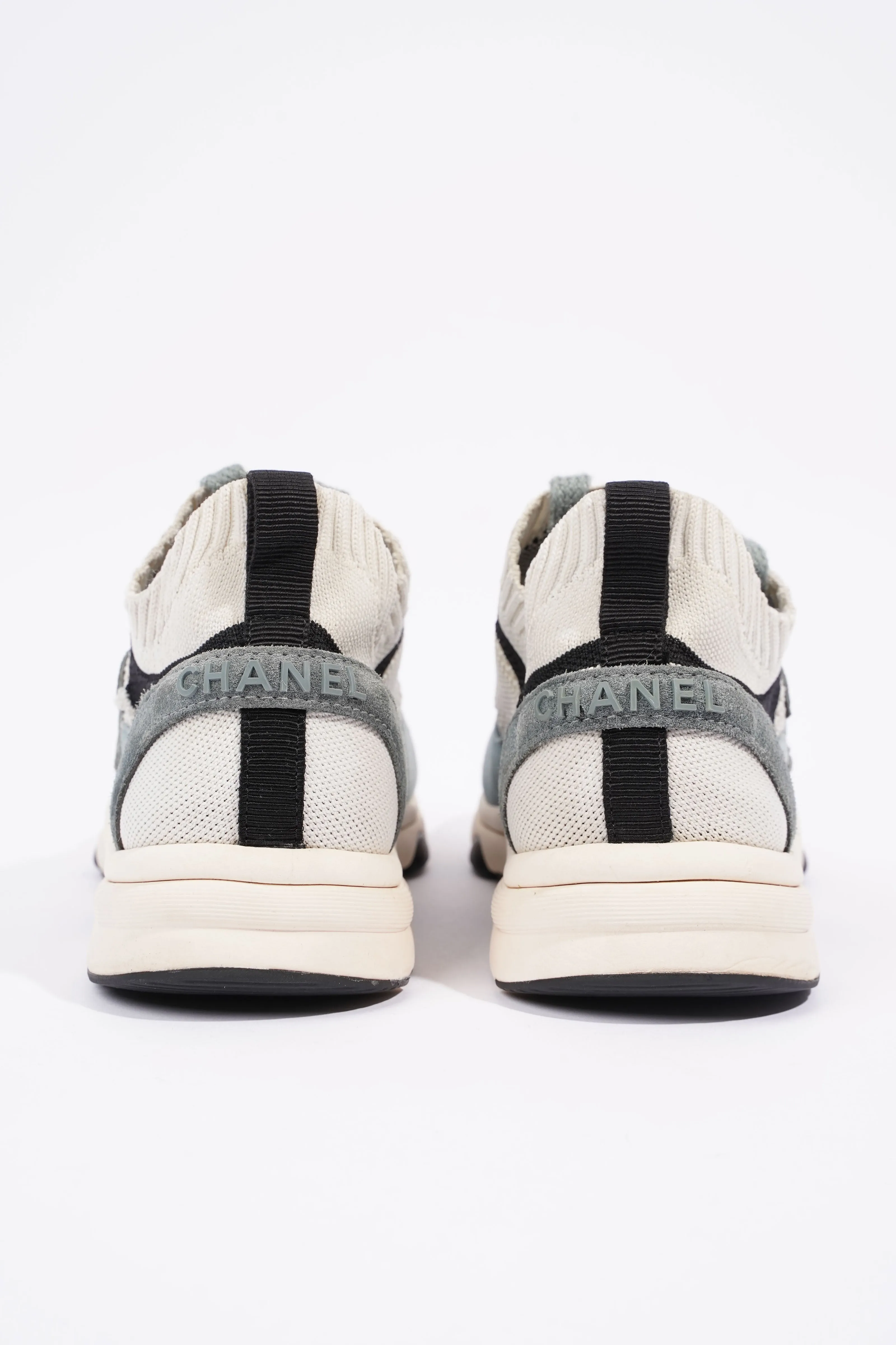 Chanel CC Logo Knit Sneaker White   Blue   Black Suede EU 38.5 UK 5.5