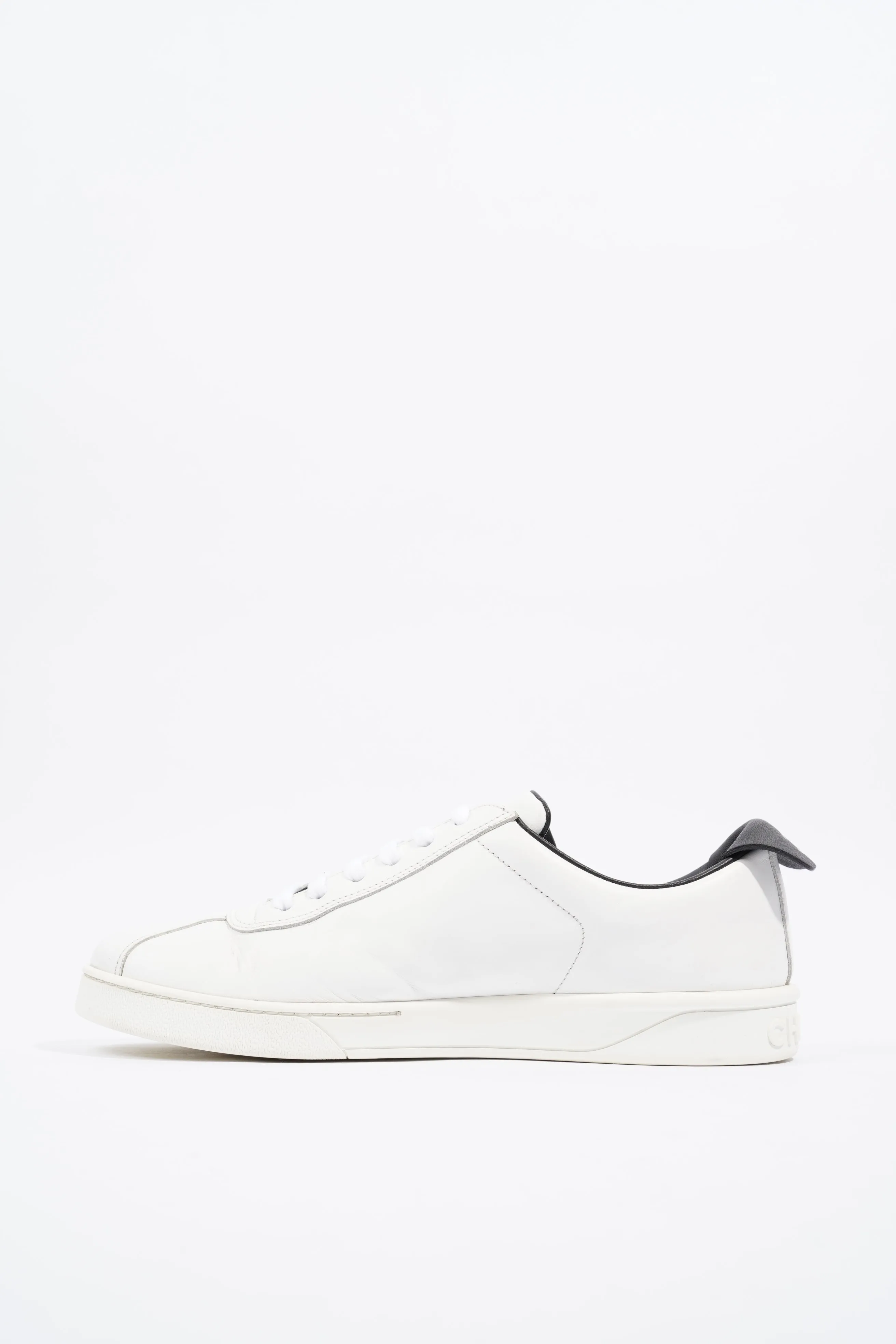 Chanel CC Logo Lace Up White   Black Leather EU 41.5 UK 8.5