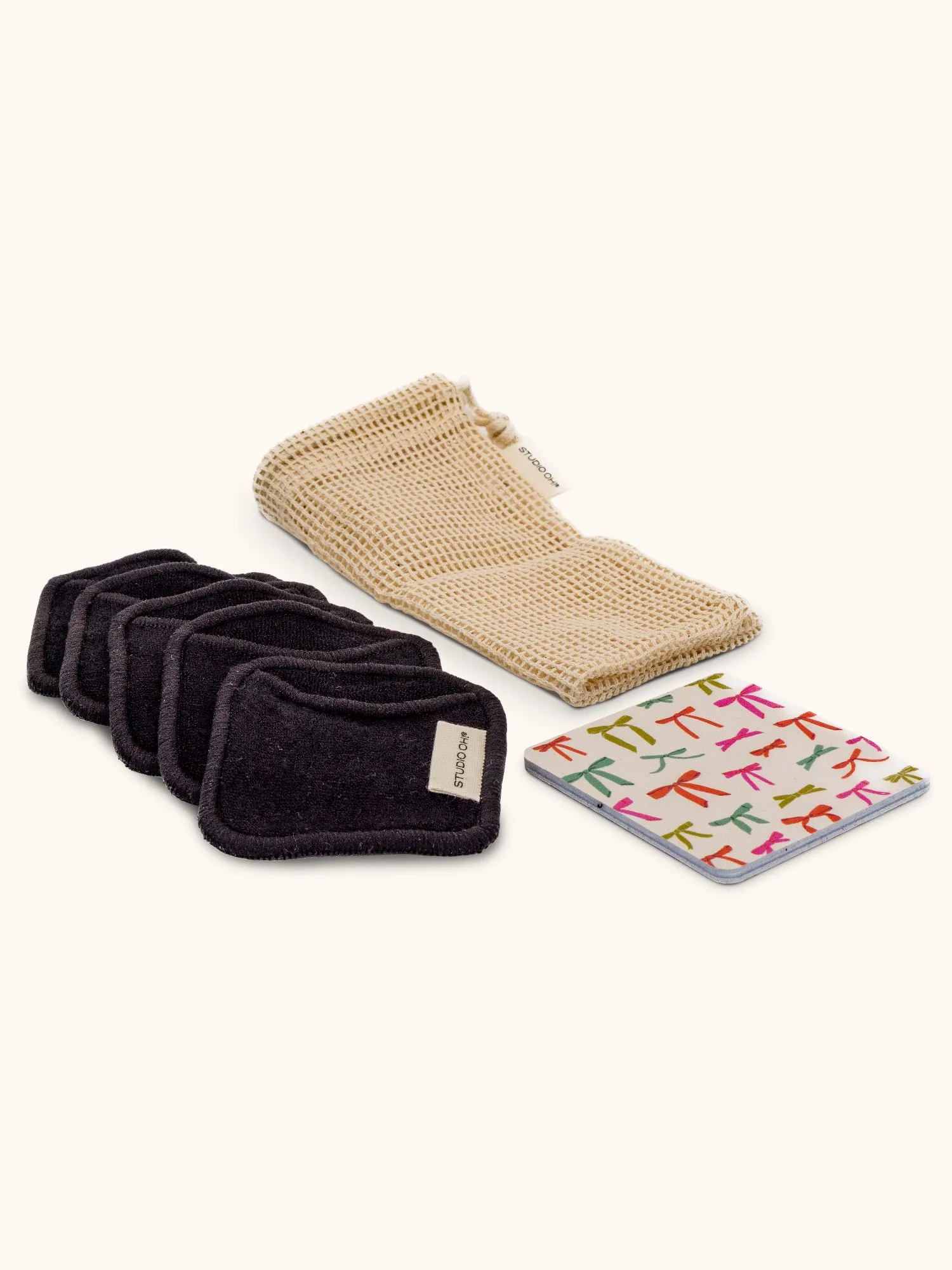 Put a Bow on It Reusable Nail Polish Remover Kit