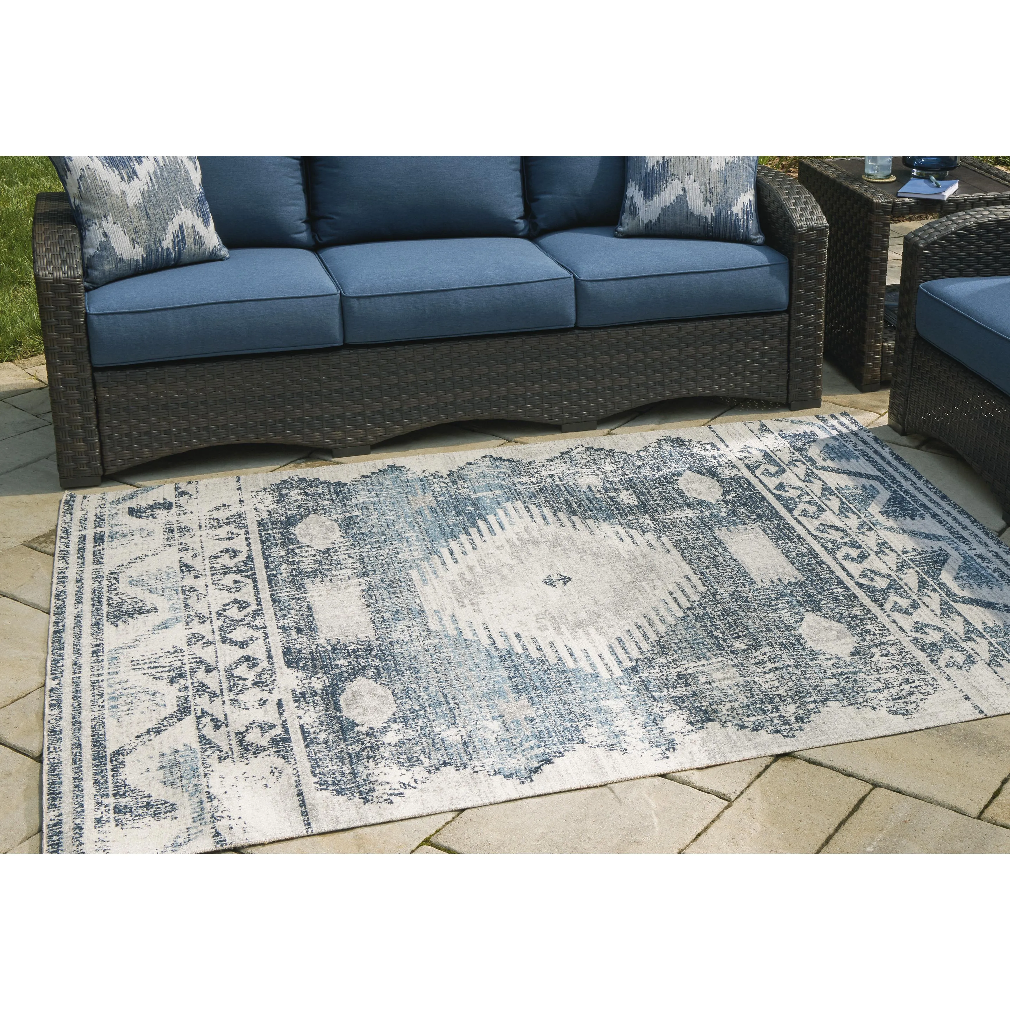 Signature Design by Ashley Daddridge R900101 Large Rug