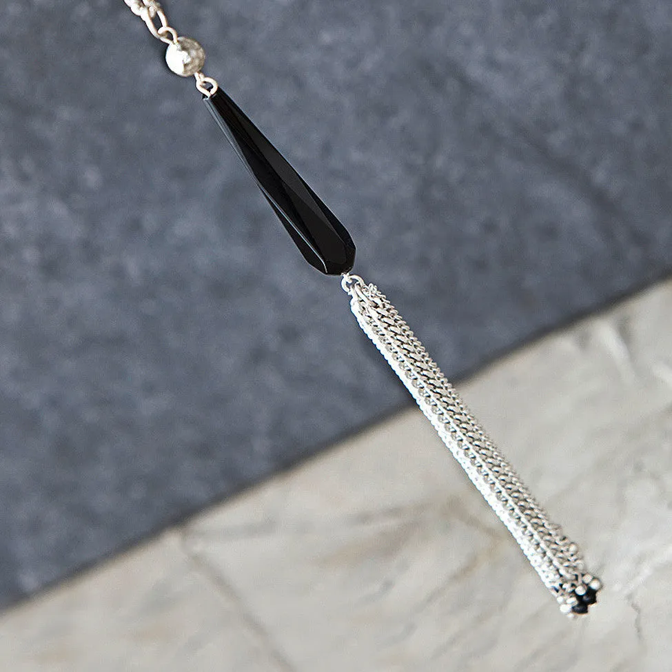Tutti Stone Tassel Necklace – Black