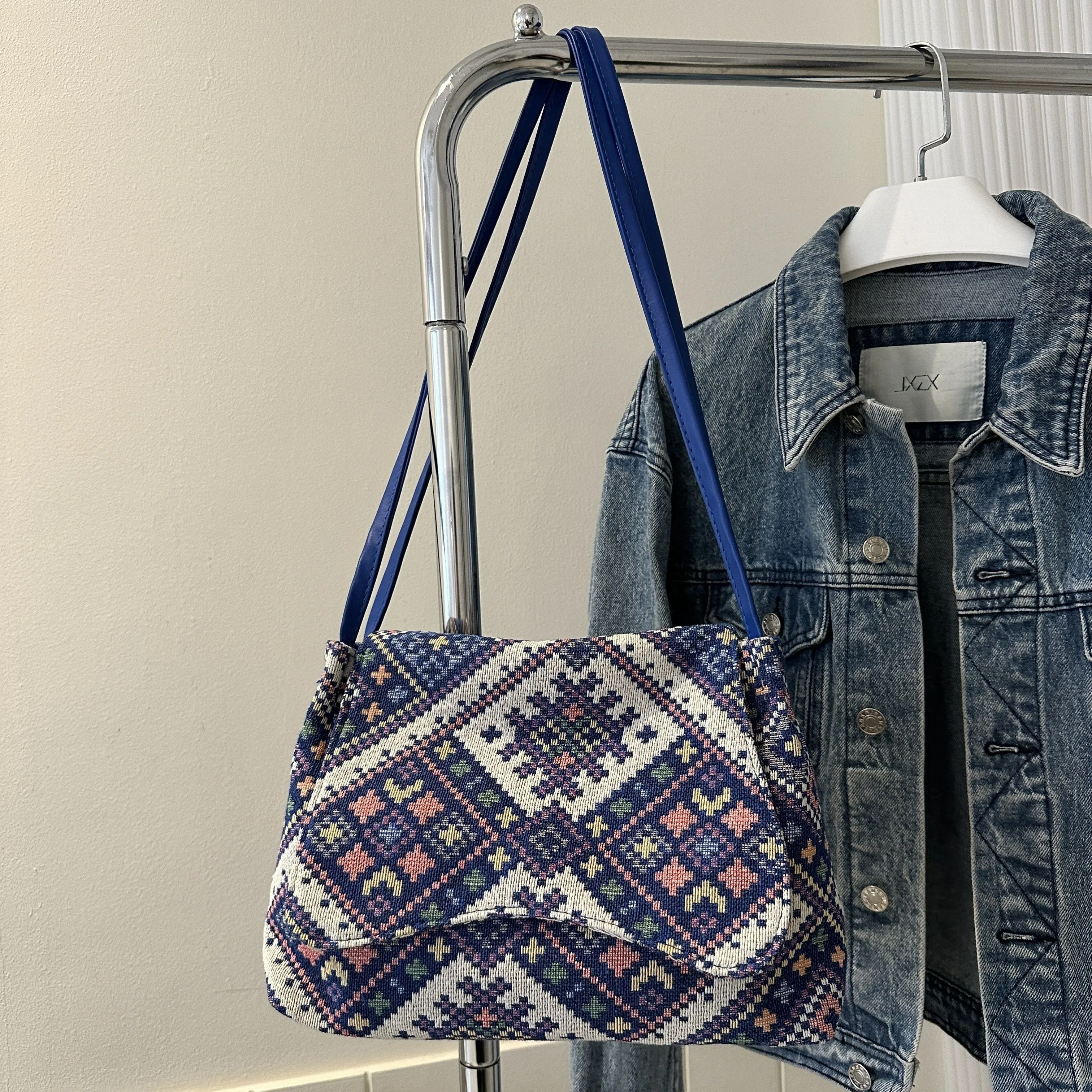 Women's Chain Crossbody Bag